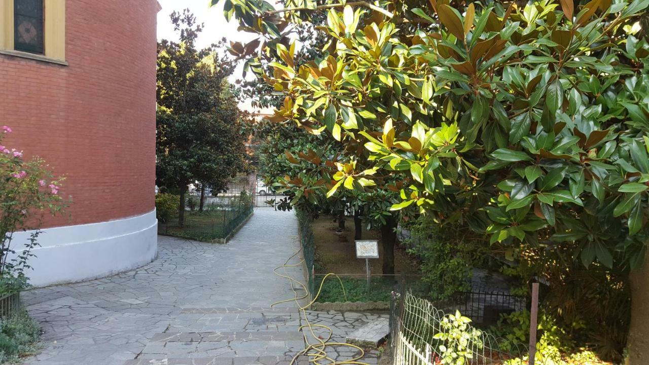 Location Turistic Monolocale Nel Parco Del Santuario Apartment อัสตี ภายนอก รูปภาพ